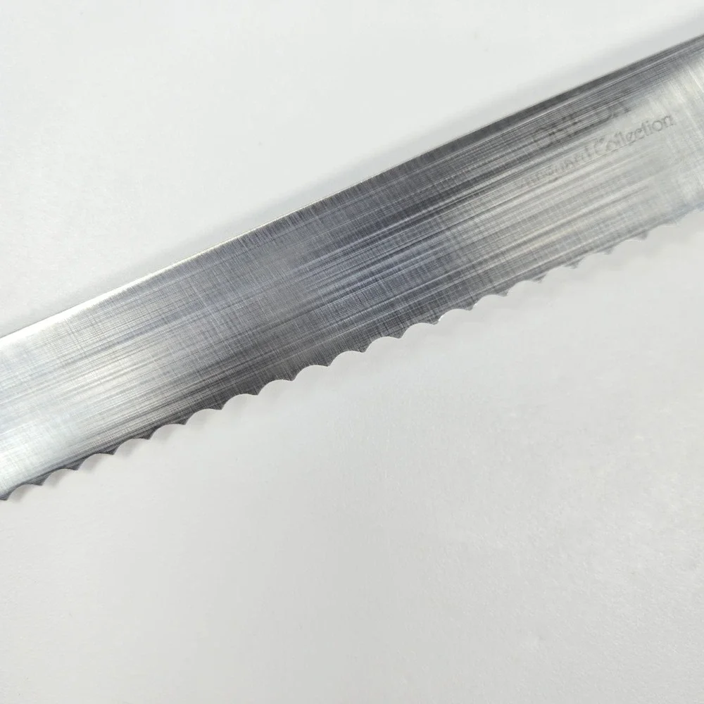 Oneida Vanguard Collection Serrated Bread Knife Stainless Steel Black Handle 8in